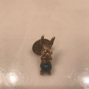 Tiny bunny pin